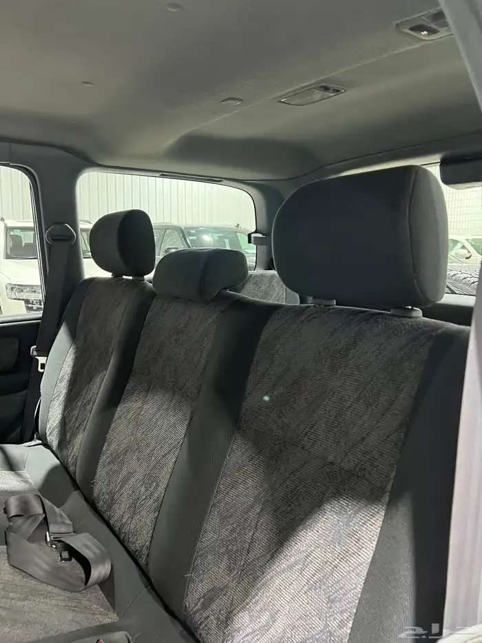 للبيع تويوتا لاندكروزر موديل 2000 17