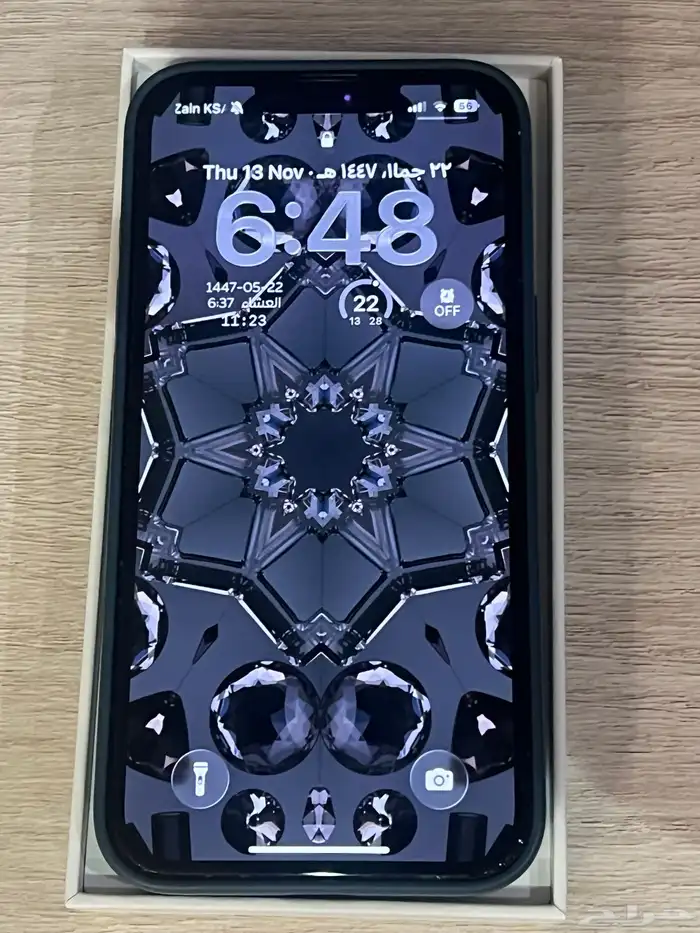 ايفون 16e 256GB أسود 2