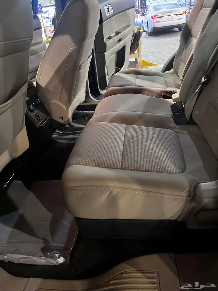 اكسبلور 2015 مالك واحد توكيلات الجزيره XLT نص فل 15