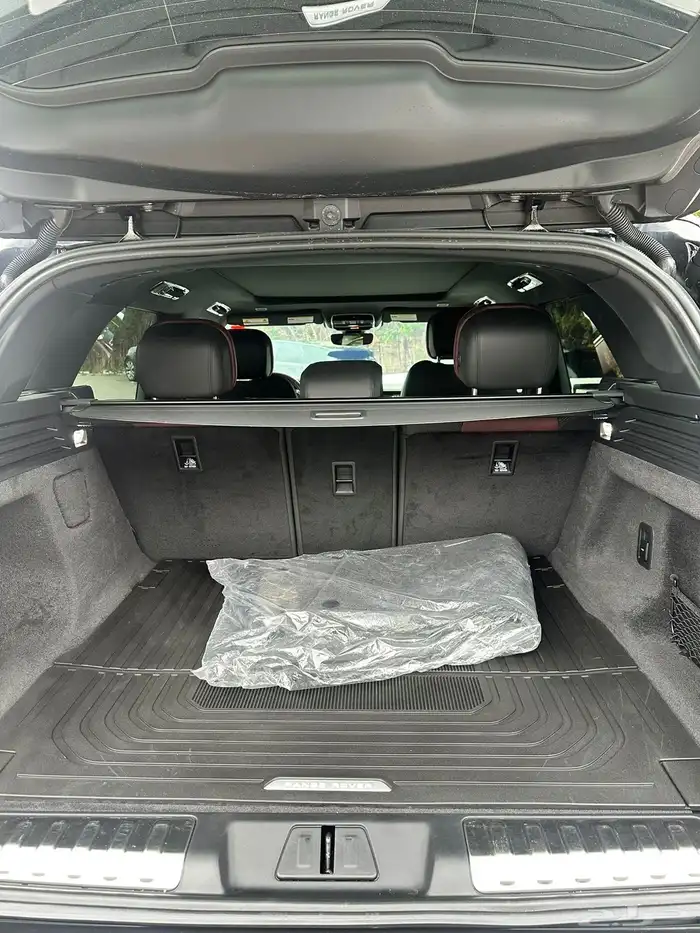 للبيع رانج روفر سبورت موديل 2025 فل موصفات وارد كندا 14