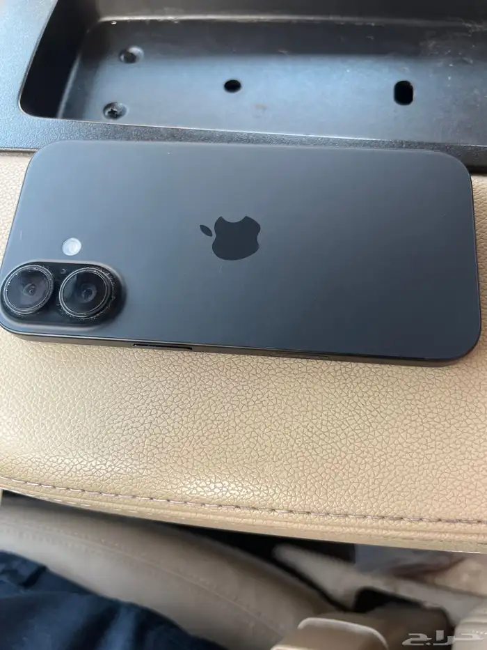 آيفون 16 0