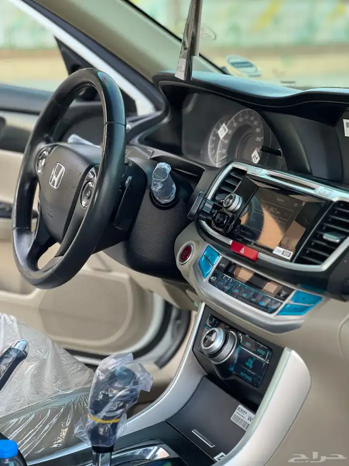 هوندا اكورد 2014 V6 10