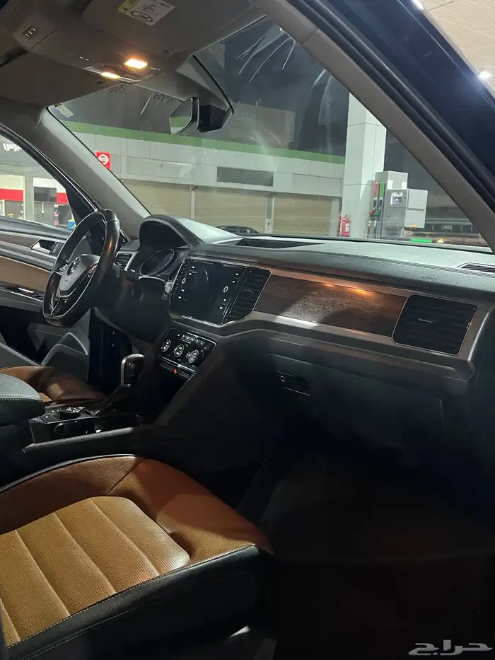 فولكس فاجن تيرامونت R-Line 2019 باسم (أمير) بحالة الوكالة 35