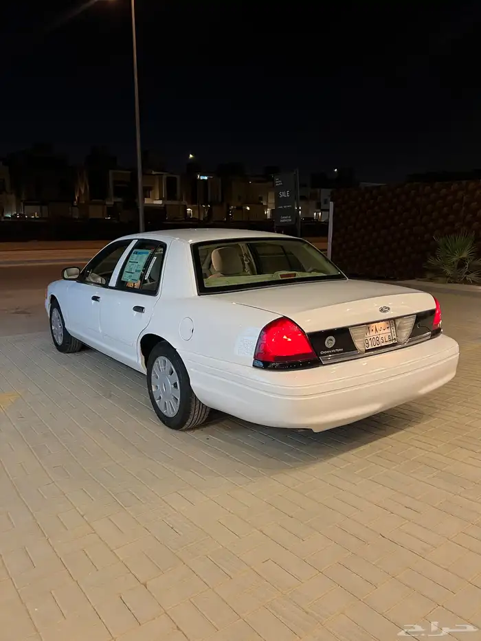 فورد فكتوريا بوليسي 1