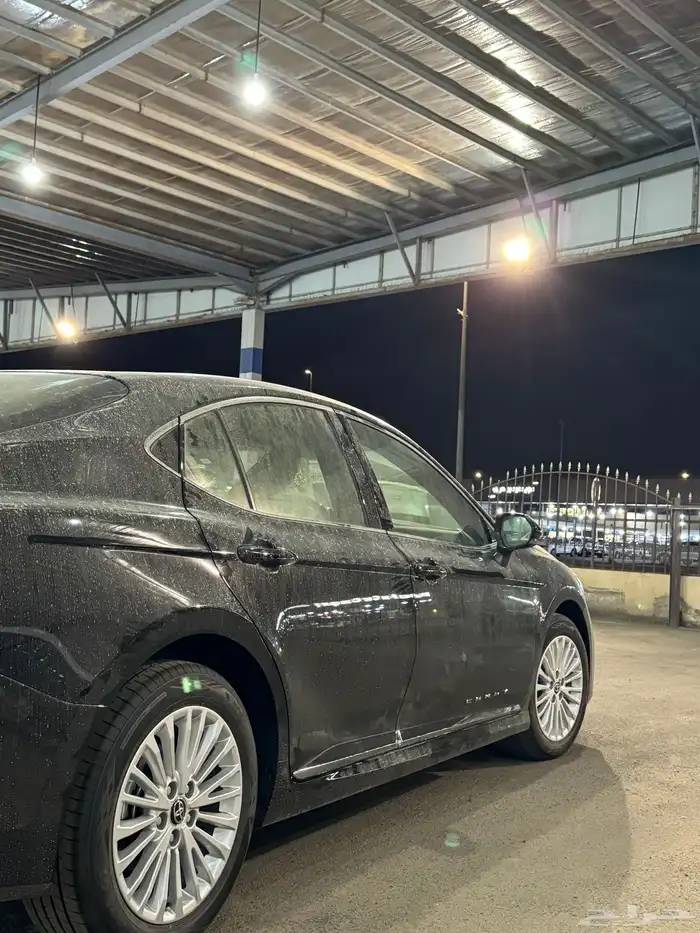 كامري 2025 LE بنزين اسود اقل سعر 11