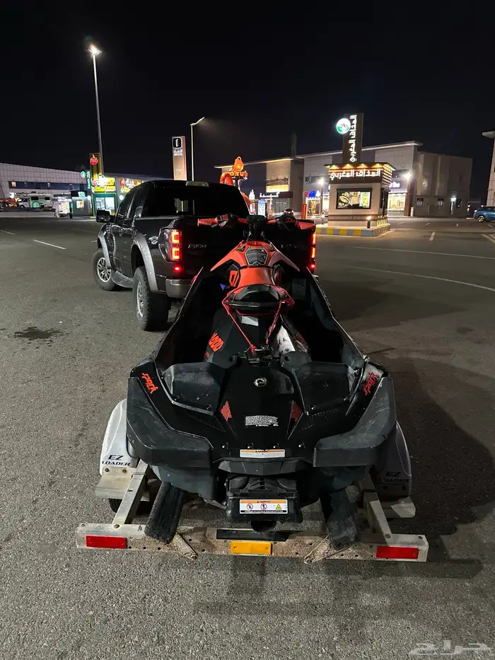 جت سكي سبارك تركس 1