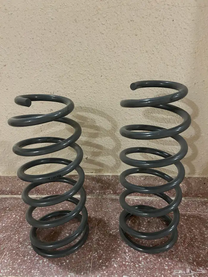 طقم يايات خلفية لاند 90-97 التعليق الصحراوي 2