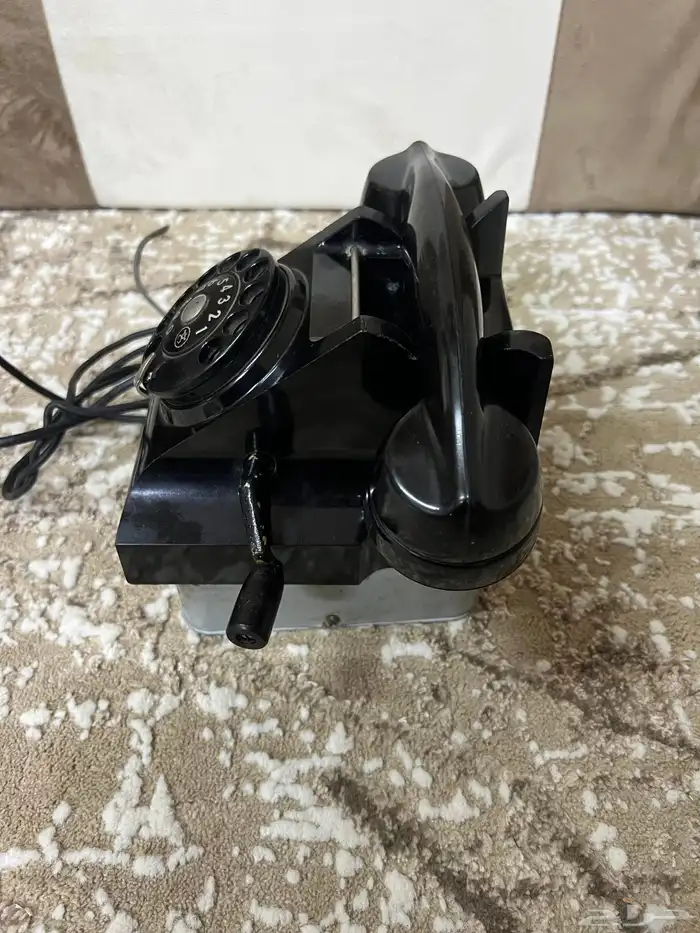 تلفون هندل وقرص قديم تراثي 1