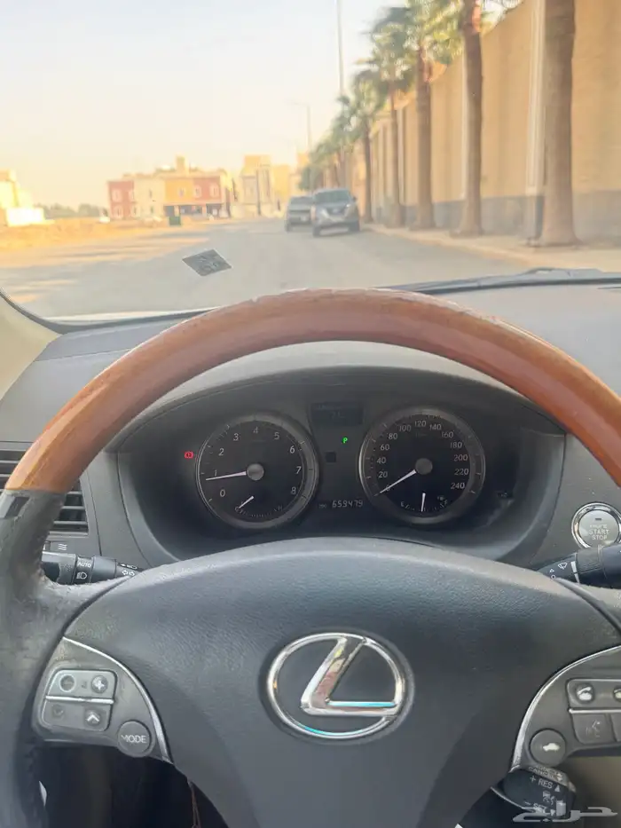 لكزس 2010 للبيع 5