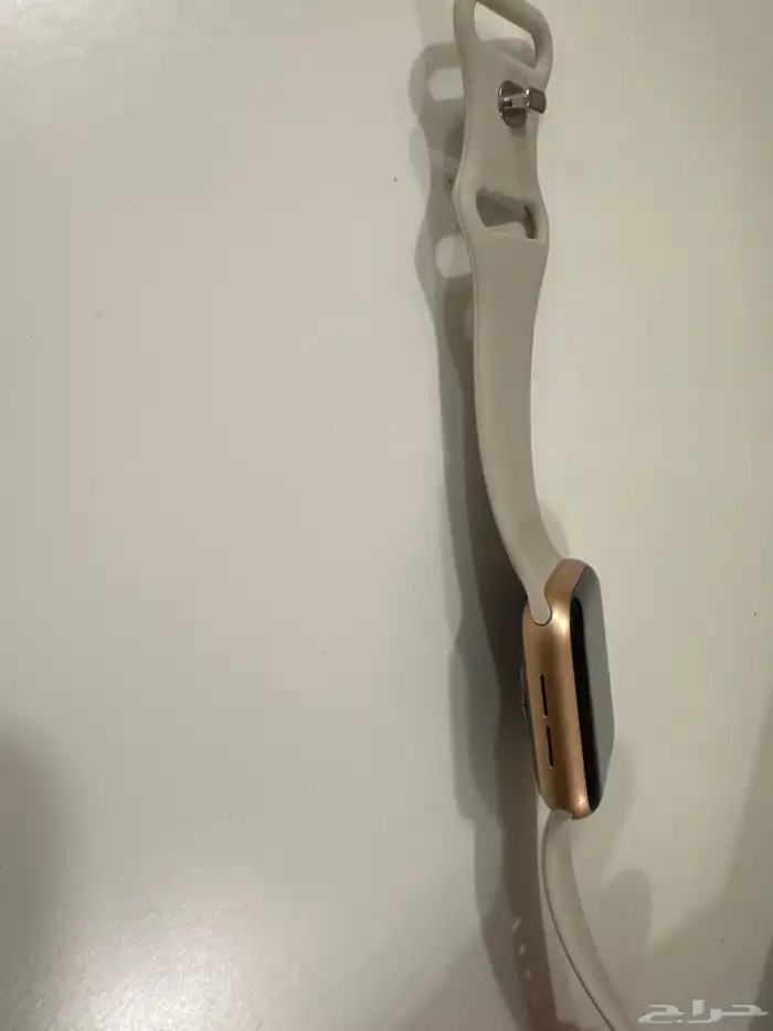 ساعة أبل الاصدار الخامس (40)MM 2