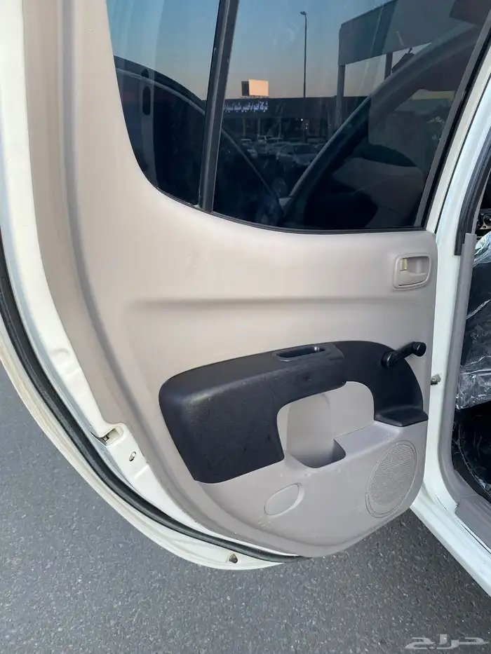 متسوبيشي 2012 دبل بنزين 35