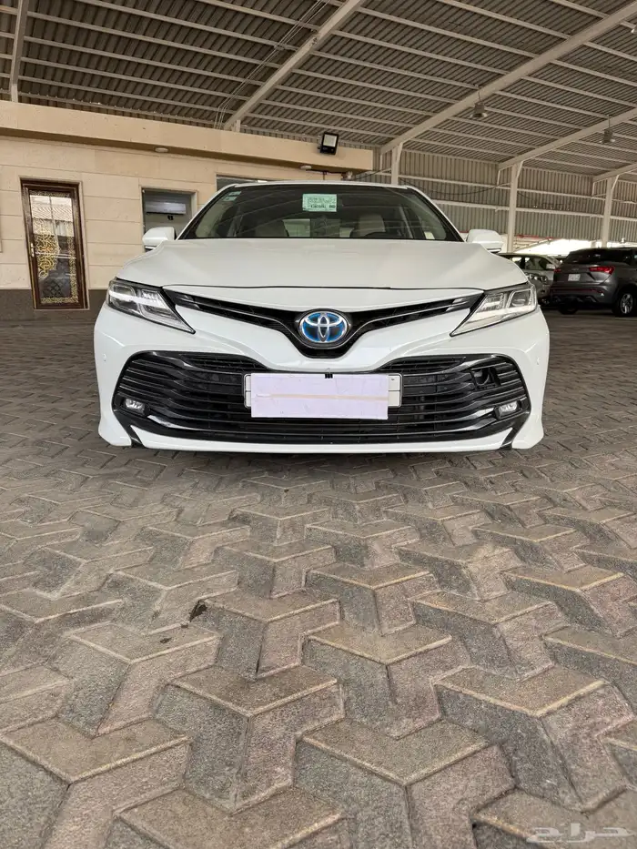 تويوتا كامري هايبرد GLEموديل 2019 0