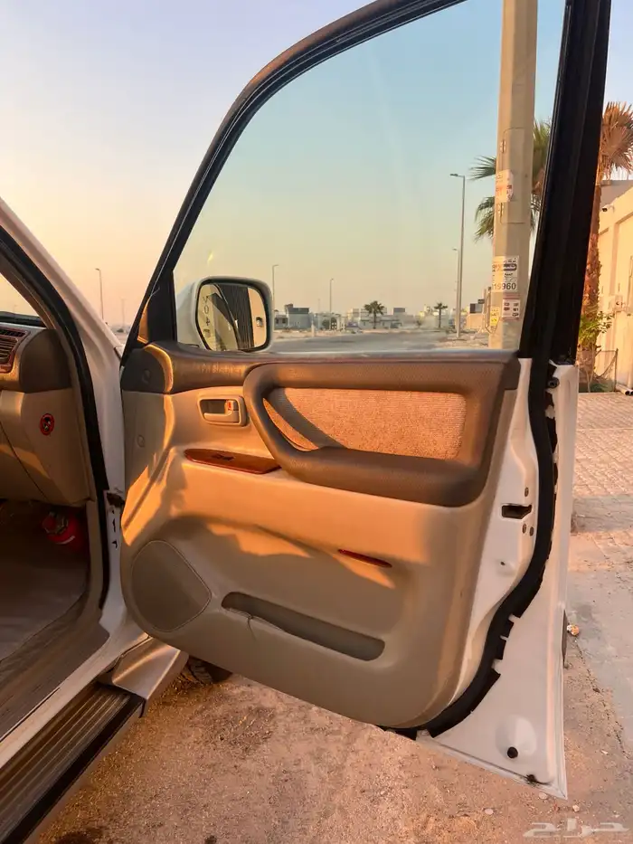 تويوتا لاندكروزر فل كامل قير عايدي اساس 32