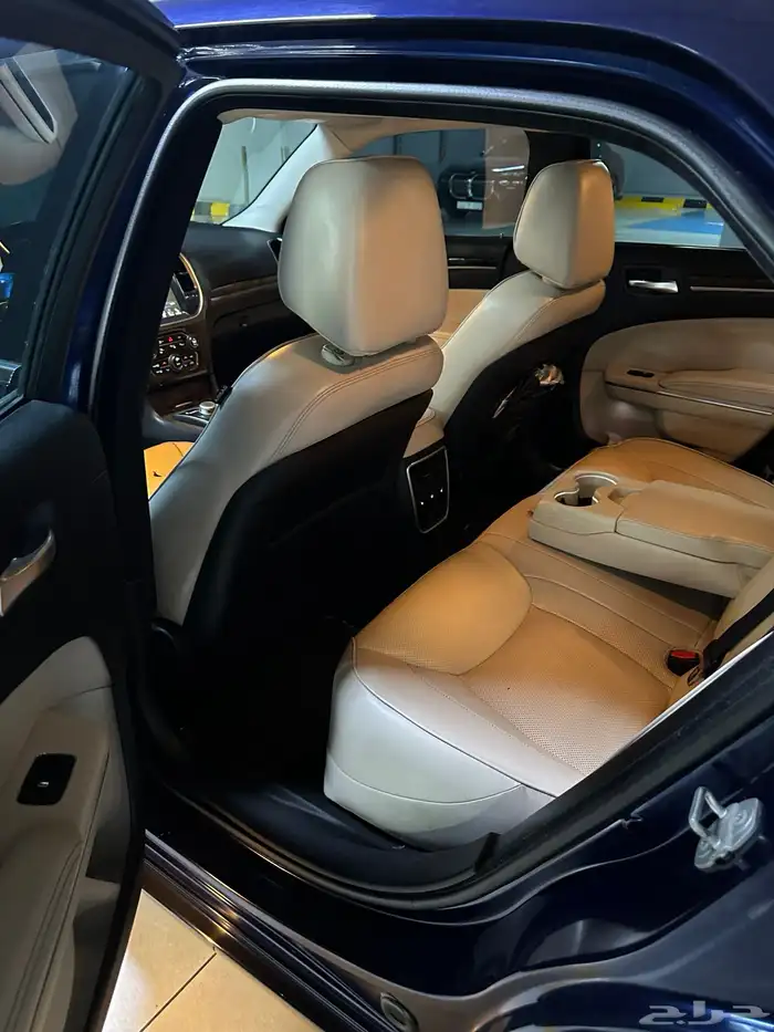 كرايسلر 300c فل كامل 2015 19