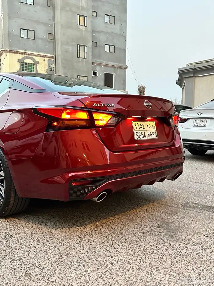 نيسان التيما 20