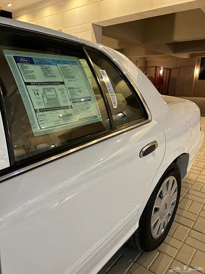 فورد فكتوريا بوليسي 11