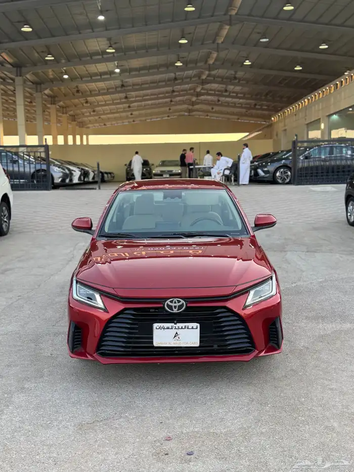 للبيع تويوتا يارس 2023 بلس - ممشى قليل جدا 0