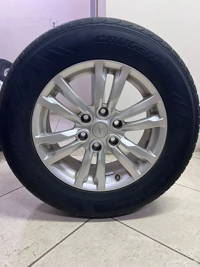 جنوط باجيرو اصلية مقاس 18 وكالة نظيفة جدا 2