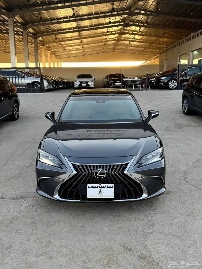 للبيع لكزس DD ES250 - 2023 فل كامل بحالة الوكاله 0
