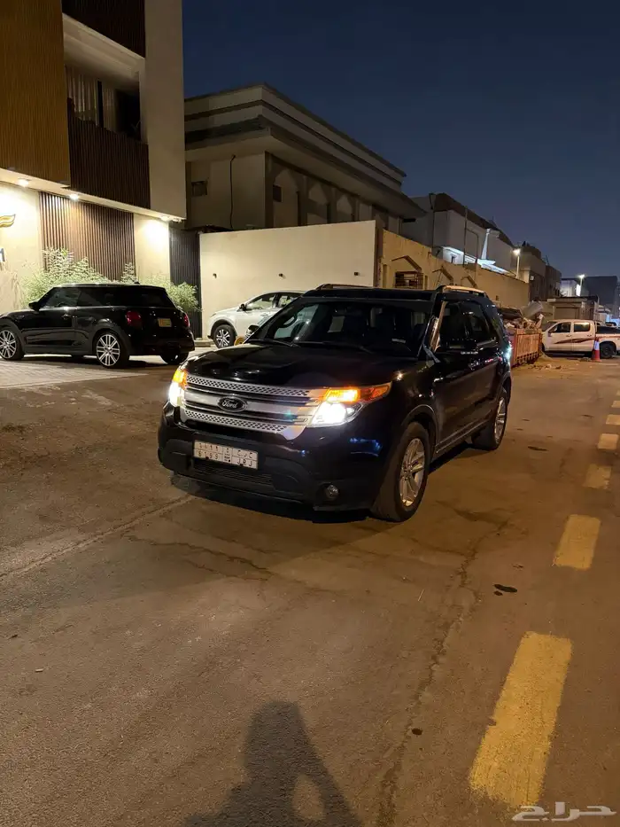 للبيع فورد اكسبلور 2013 فئة ال XLT 2