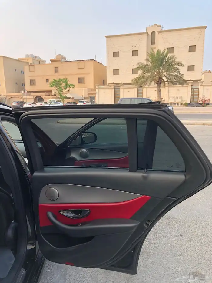 مرسيدس بنز E 2018 13