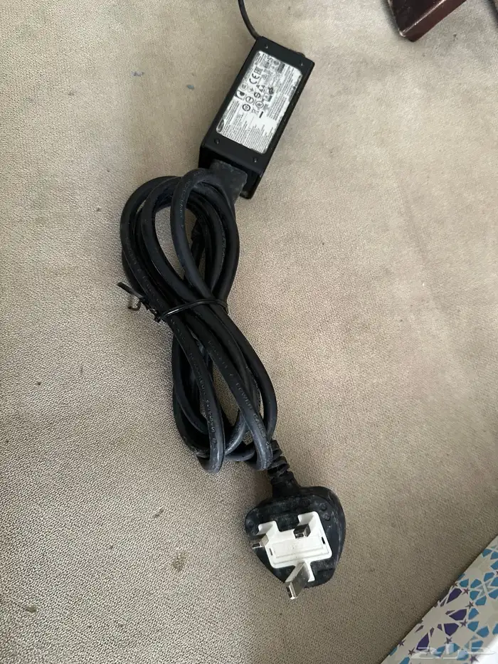 توصيلا وشواحن واسلاك 16