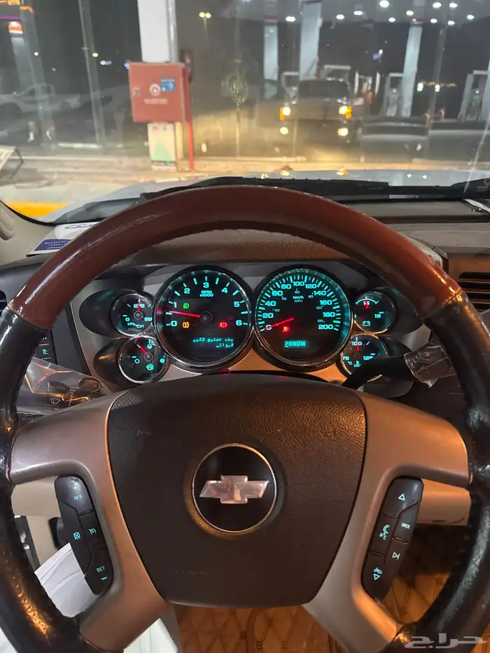 سلفرادو Z71 فل كامل دبل 10