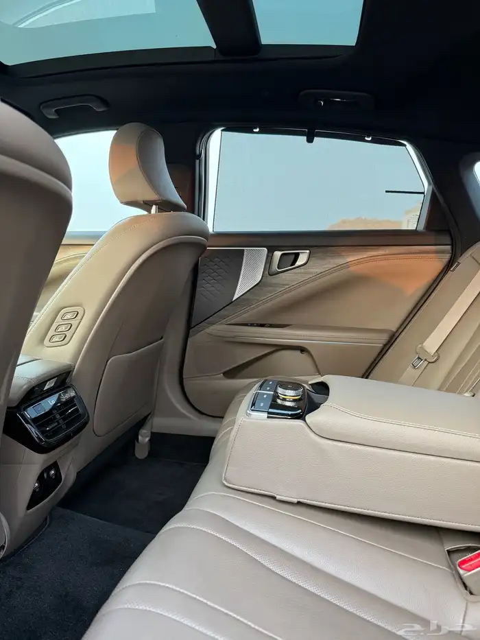 كيا K8 بنورما 2022 اعلا مواصفات 4 سلندر بحالة الوكاله للبيع 15