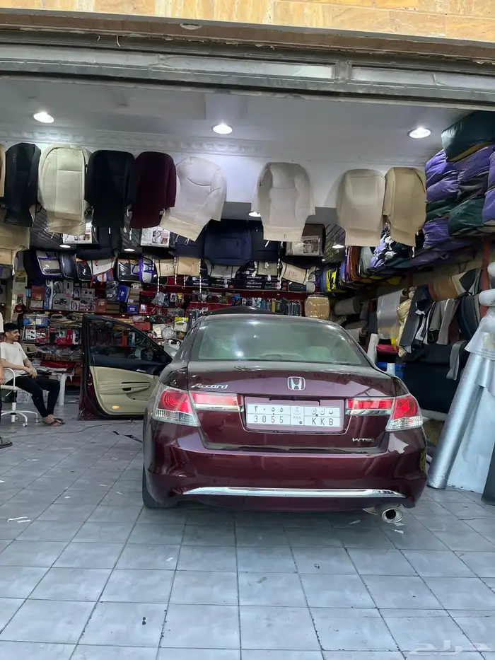 هوندا اكورد 2012 للبيع 4 سلندر 3