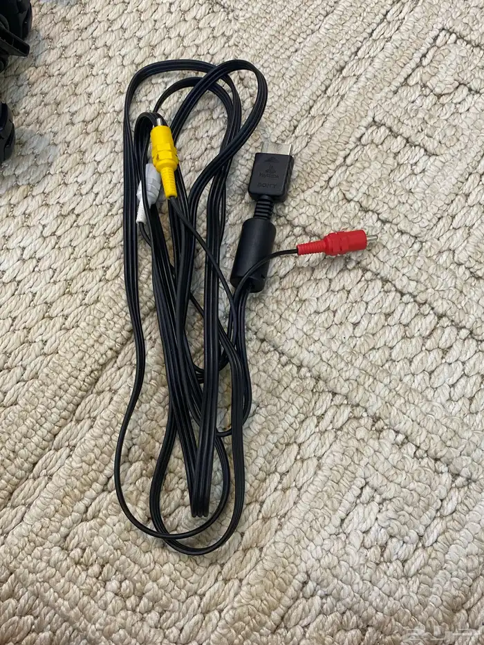 بلاستيشن 2 جديد وكاله شغال بس ما معاه اي شريط اي يبه يتواصل 1