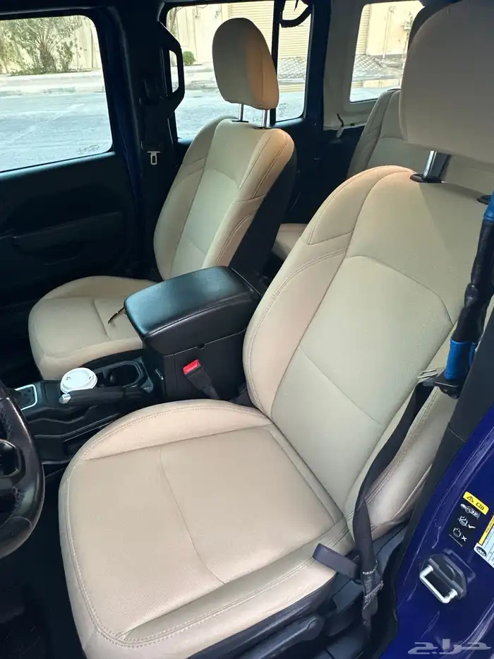 رانجلر ازرق فئة سبورت 3.6L موديل 2020 ابواب 4 6