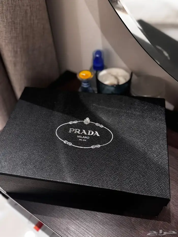 شنطه برادا جديده بجميع ملحقاتها 3