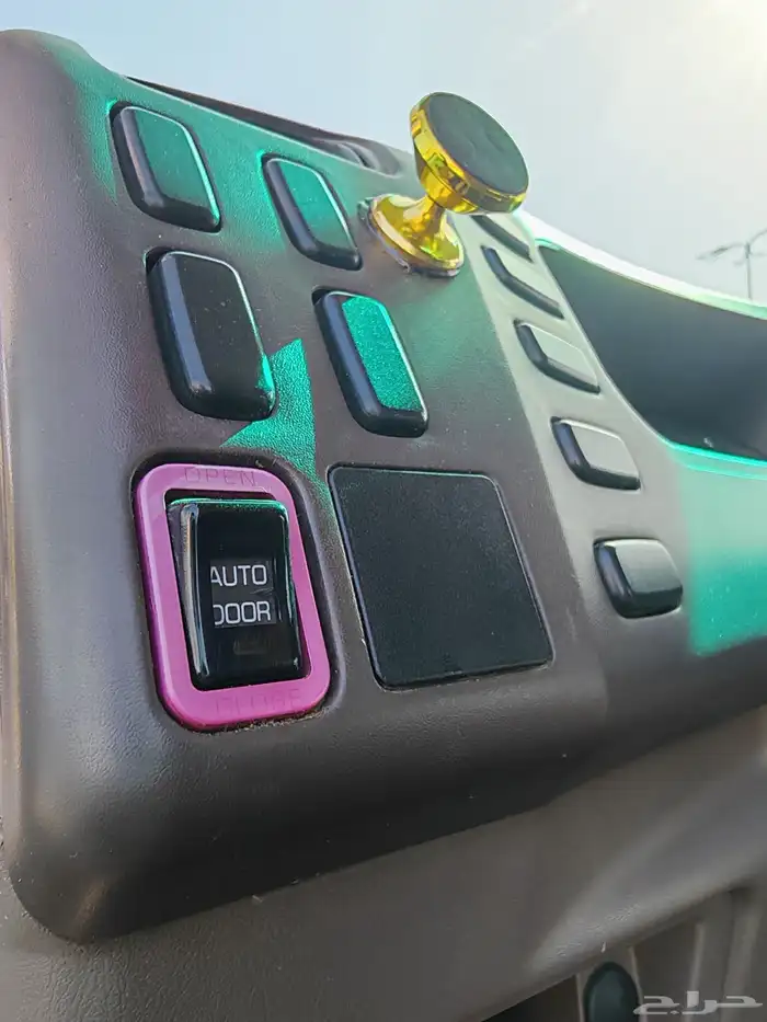 باص فوزو ديزل 30 راكب 37