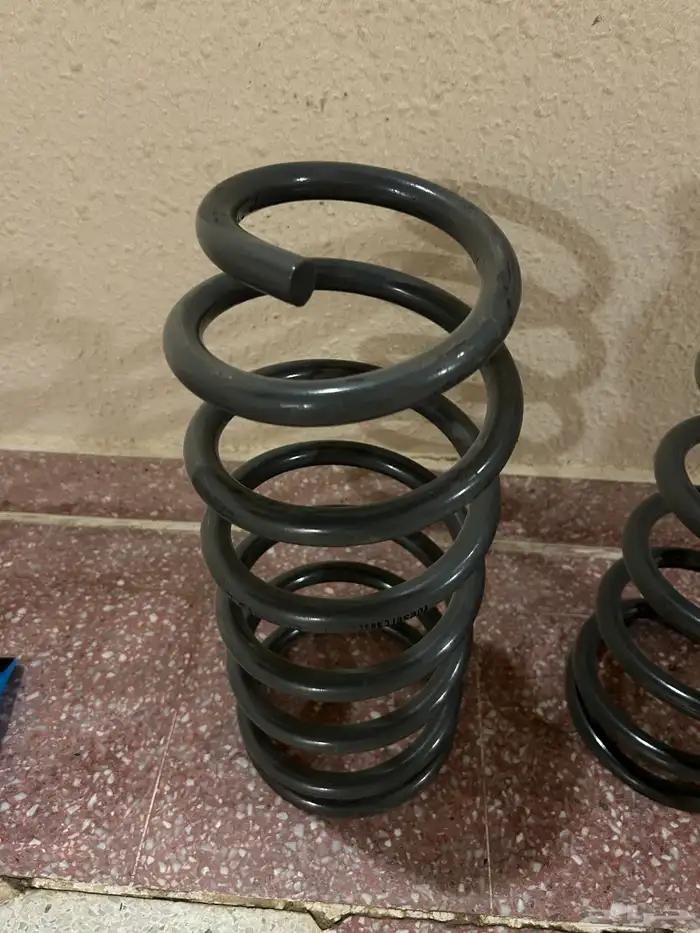 طقم يايات خلفية لاند 90-97 التعليق الصحراوي 3