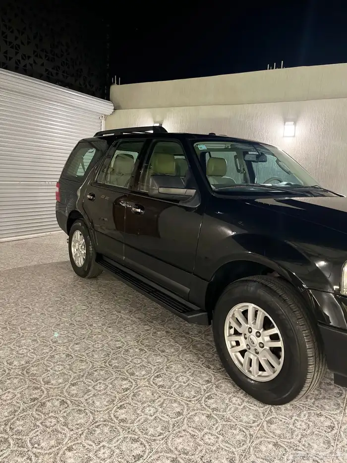 فورد اكسبديشن 2013 بدون دبل 4