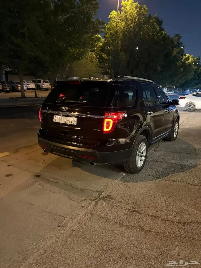 للبيع فورد اكسبلور 2013 فئة ال XLT 0