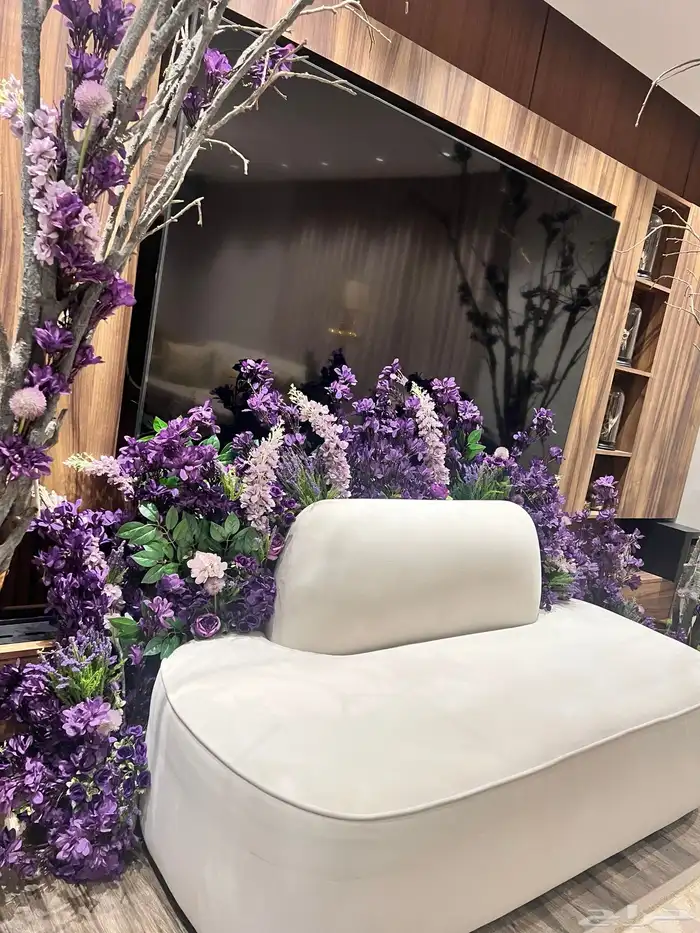 تاجير كراسي طاولات كنب جلسات مكيفات كراسي بار طاولات هاي تي 7