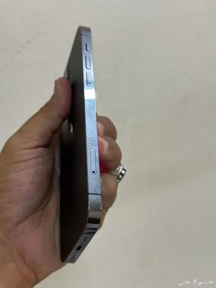 ايفون 12 برو 4