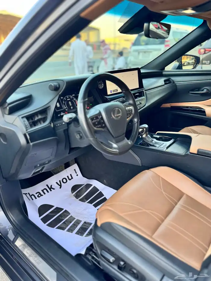 للبيع لكزس DD ES250 - 2023 فل كامل بحالة الوكاله 10