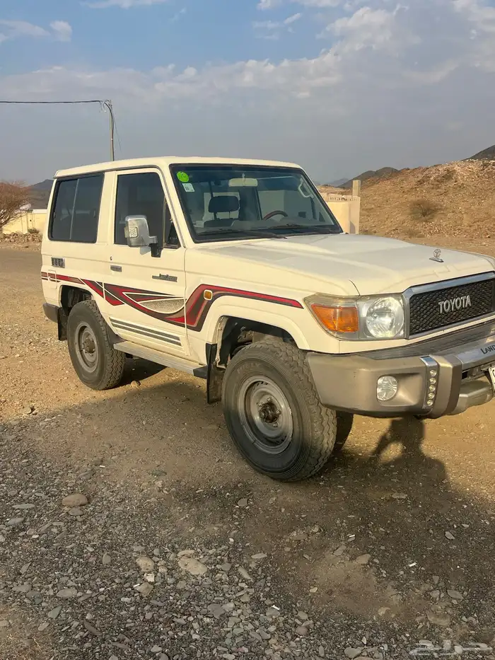 جيب ربع 16 على الشرط نظيف 2