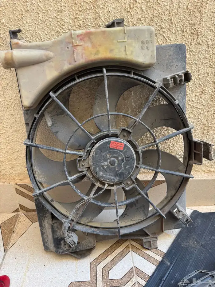 للبيع قطع غيار سبارك متنوعة 0