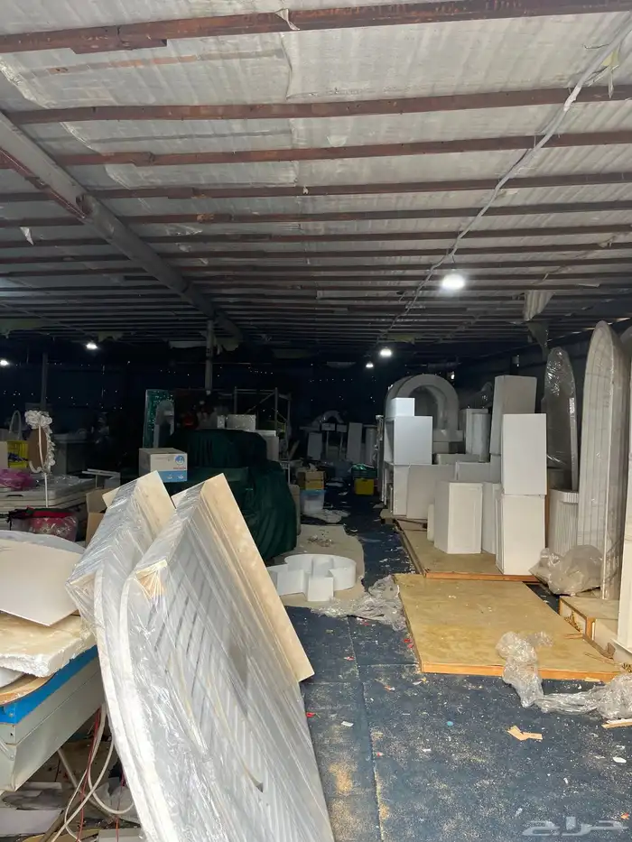 ادوات افراح ورود و خشب كوشات وعلب هدايا للمناسبات للبيع 2