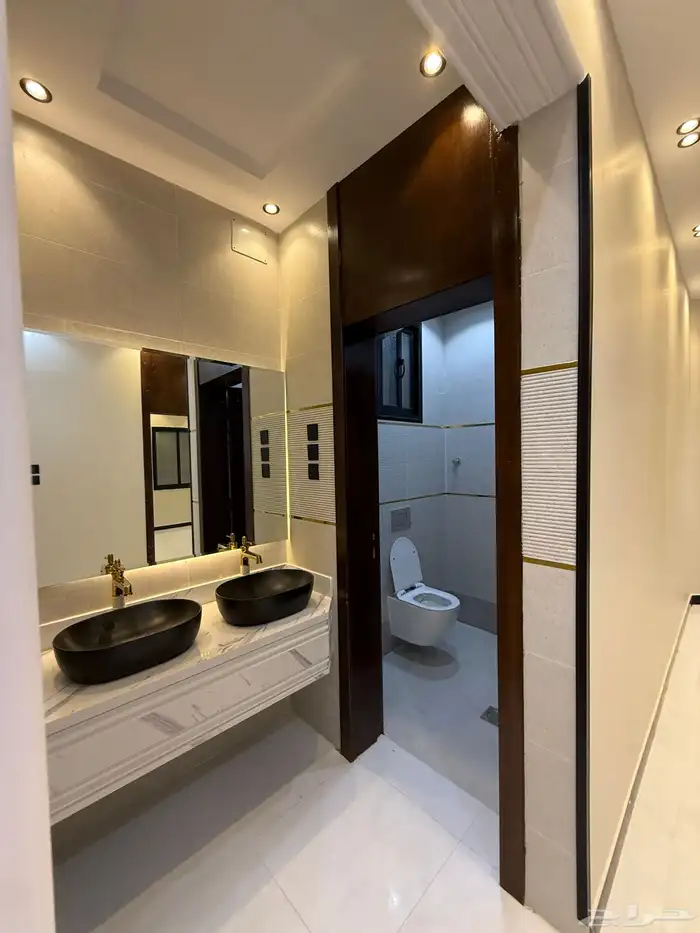 للبيع روف علوي بدرج خارجى بالموسى الشرقى بمدينه خميس مشيط 10