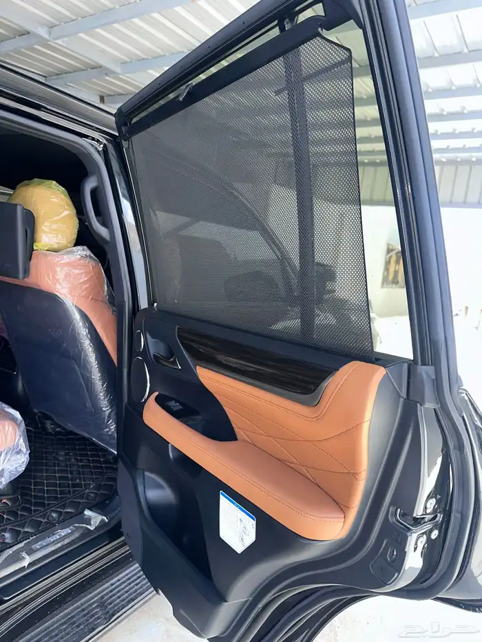 جيب لكزس بلاك ادشن 2021 ممشى قليل 39