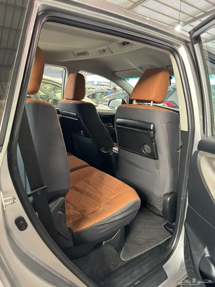 للبيع تويوتا انوفا 2022 4