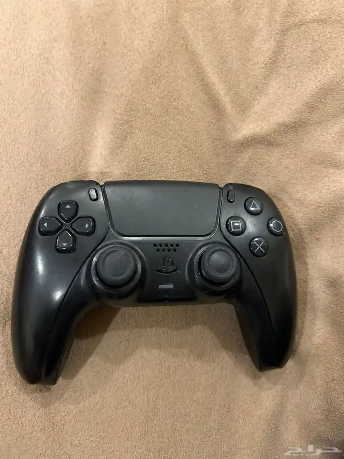 يد سوني فايف سليمه بالكامل القير اليسار وزر المايك خربان بس 0