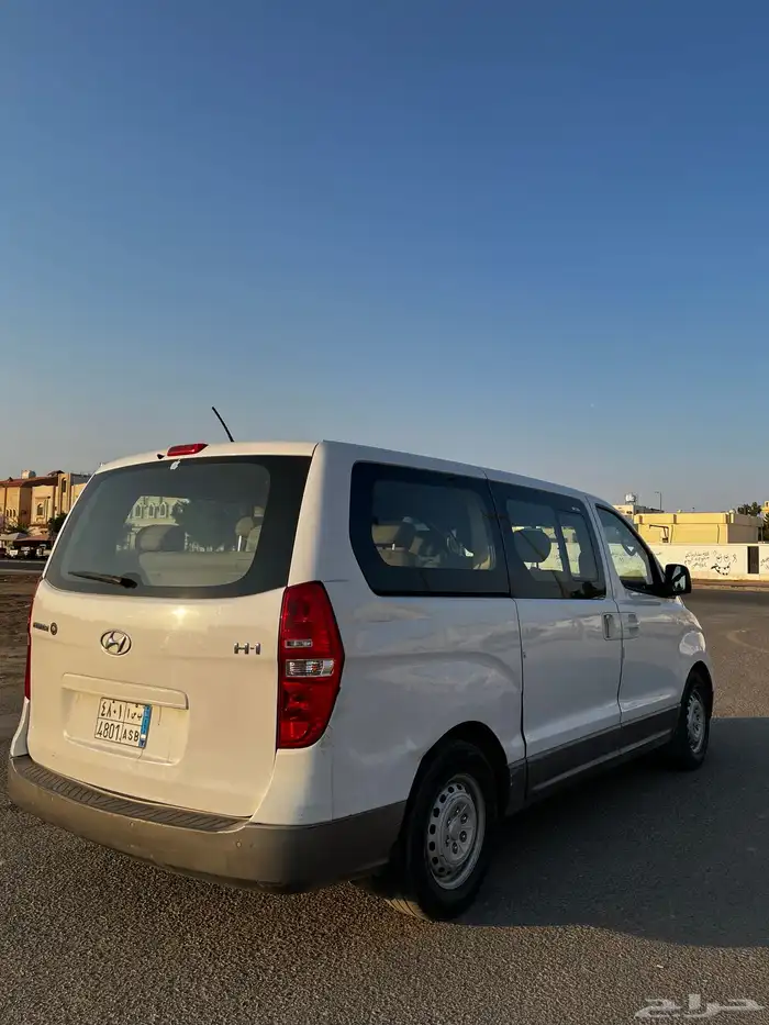 H-1 باص هيونداي 2016 5