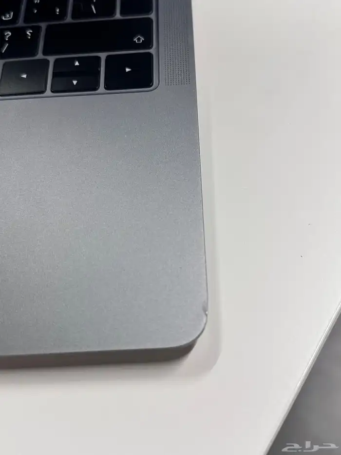 ماك بوك اير 2