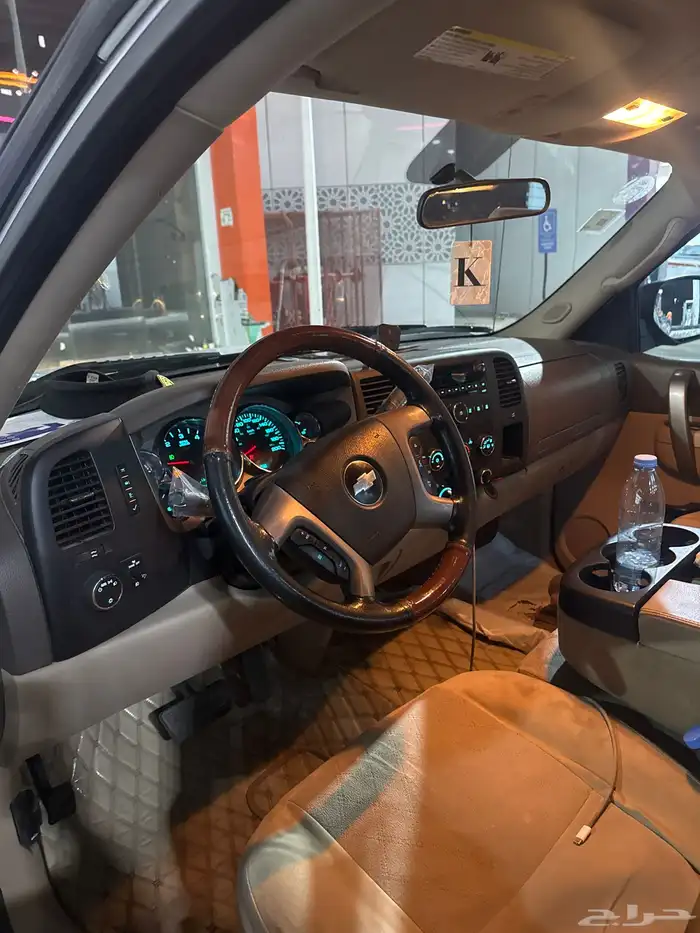 سلفرادو Z71 فل كامل دبل 8