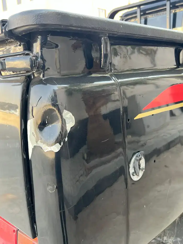 شاص نيسان 2005 اسود 4